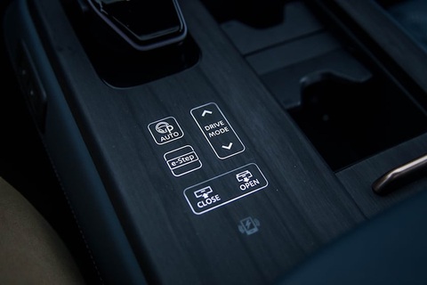 Báo Mỹ đánh giá SUV điện Nissan Ariya đã đăng ký tại Việt Nam: Là xe tốt nhất của Nissan hiện tại - Ảnh 13. Báo Mỹ đánh giá SUV điện Nissan Ariya đã đăng ký tại Việt Nam: Là xe tốt nhất của Nissan hiện tại - Ảnh 13.
