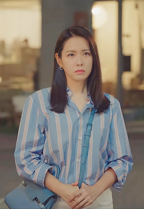 Son Ye Jin sẵn sàng trở lại đóng phim, không phân biệt truyền hình hay điện ảnh - Ảnh 4. Son Ye Jin sẵn sàng trở lại đóng phim, không phân biệt truyền hình hay điện ảnh - Ảnh 4.