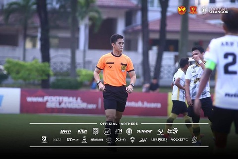Trọng tài Malaysia cầm còi 2 trận vòng 7 V-League - Ảnh 1. Trọng tài Malaysia cầm còi 2 trận vòng 7 V-League - Ảnh 1.