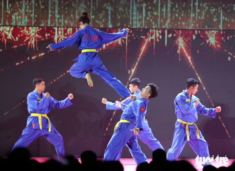 Chủ tịch nước dự kỷ niệm 85 năm thành lập môn phái Vovinam - Ảnh 5. Chủ tịch nước dự kỷ niệm 85 năm thành lập môn phái Vovinam - Ảnh 5.