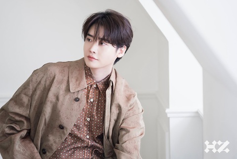 Lý do Lee Je Hoon, Song Joong Ki, Lee Jong Suk rớt đề cử Baeksang 2023 - Ảnh 6. Lý do Lee Je Hoon, Song Joong Ki, Lee Jong Suk rớt đề cử Baeksang 2023 - Ảnh 6.