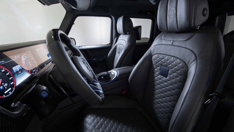 Mercedes-AMG G 63 lên đời sức mạnh khủng 900 mã lực, kèm thuyền và đồng hồ sang trọng - Ảnh 9. Mercedes-AMG G 63 lên đời sức mạnh khủng 900 mã lực, kèm thuyền và đồng hồ sang trọng - Ảnh 9.
