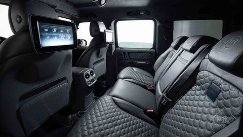 Mercedes-AMG G 63 lên đời sức mạnh khủng 900 mã lực, kèm thuyền và đồng hồ sang trọng - Ảnh 10. Mercedes-AMG G 63 lên đời sức mạnh khủng 900 mã lực, kèm thuyền và đồng hồ sang trọng - Ảnh 10.