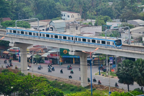 Tuyến Metro lưu thông qua khu vực ga Bình Thái - Ảnh: QUANG ĐỊNH Tuyến Metro lưu thông qua khu vực ga Bình Thái - Ảnh: QUANG ĐỊNH