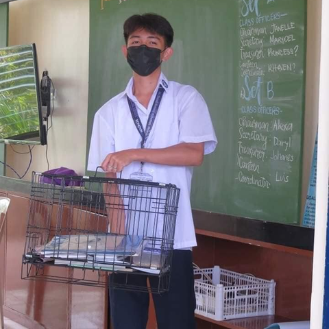 Trường tổ chức ngày không túi, trùm cuối làm cười đau bụng! - Ảnh 9. Trường tổ chức ngày không túi, trùm cuối làm cười đau bụng! - Ảnh 9.