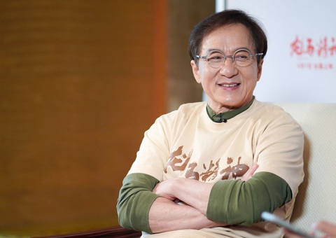 Thành Long lại ‘vạ miệng’ khiến dân mạng ngao ngán - Ảnh 3. Thành Long lại ‘vạ miệng’ khiến dân mạng ngao ngán - Ảnh 3.