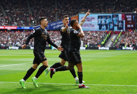 Arsenal đánh rơi chiến thắng trước West Ham - Ảnh 3. Arsenal đánh rơi chiến thắng trước West Ham - Ảnh 3.