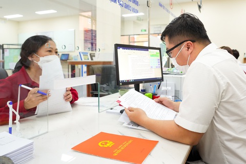 Thủ tướng yêu cầu minh bạch thủ tục hành chính để dân chấm điểm - Ảnh 1. Thủ tướng yêu cầu minh bạch thủ tục hành chính để dân chấm điểm - Ảnh 1.