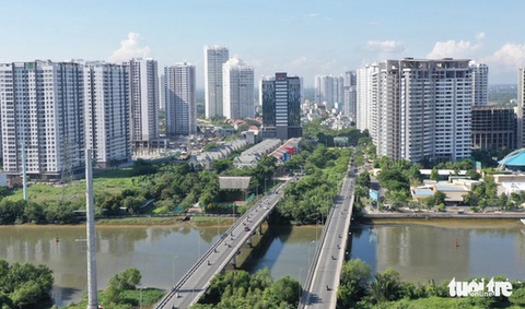 TP.HCM đang rất cần thêm ngân sách để phát triển hạ tầng. - Ảnh: TỰ TRUNG TP.HCM đang rất cần thêm ngân sách để phát triển hạ tầng - Ảnh: TỰ TRUNG