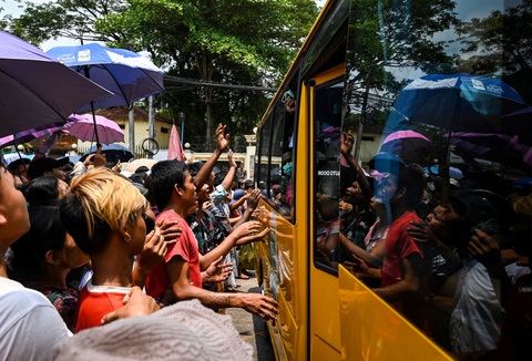 Myanmar ân xá hơn 3.000 tù nhân nhân dịp năm mới - Ảnh 5. Myanmar ân xá hơn 3.000 tù nhân nhân dịp năm mới - Ảnh 5.