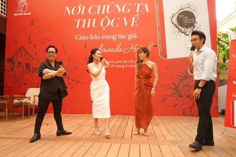 Amanda Huỳnh là ai mà MC Tùng Leo xăm tên cô lên cánh tay? - Ảnh 3. Amanda Huỳnh là ai mà MC Tùng Leo xăm tên cô lên cánh tay? - Ảnh 3.