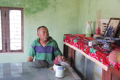 25 năm nhường đất cho Nhà máy lọc dầu Dung Quất, người dân vẫn mỏi mòn chờ sổ đỏ - Ảnh 1. 25 năm nhường đất cho Nhà máy lọc dầu Dung Quất, người dân vẫn mỏi mòn chờ sổ đỏ - Ảnh 1.