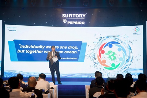 Suntory PepsiCo cùng các đối tác cam kết hướng đến phát triển bền vững - Ảnh 2. Ông Jahanzeb Khan - Tổng giám đốc Suntory PepsiCo chia sẻ về định hướng phát triển bền vững