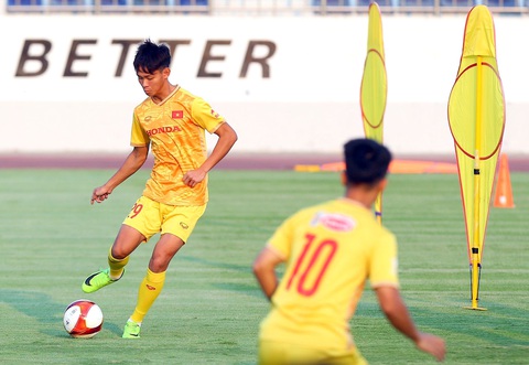 Bùi Vĩ Hào đặt mục tiêu ghi mỗi trận 1 bàn ở SEA Games 32 - Ảnh 1. Bùi Vĩ Hào đặt mục tiêu ghi mỗi trận 1 bàn ở SEA Games 32 - Ảnh 1.