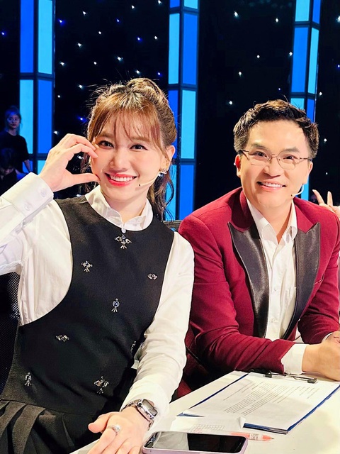 Đại Nghĩa nói gì khi bị gọi là người thay thế Trấn Thành? - Ảnh 1. Đại Nghĩa nói gì khi bị gọi là người thay thế Trấn Thành? - Ảnh 1.