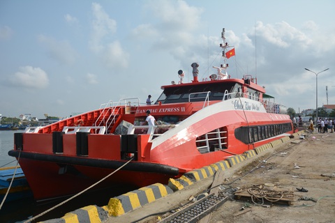 Cháy vé tàu cao tốc đi đảo Phú Quý dịp lễ 30-4 - Ảnh 1. Cháy vé tàu cao tốc đi đảo Phú Quý dịp lễ 30-4 - Ảnh 1.