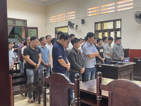 Người tổ chức đánh bạc trong đường dây ngàn tỉ lãnh 6 năm 9 tháng tù - Ảnh 1. Người tổ chức đánh bạc trong đường dây ngàn tỉ lãnh 6 năm 9 tháng tù - Ảnh 1.