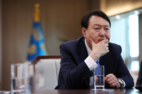 Tổng thống Hàn Quốc nêu điều kiện viện trợ vũ khí cho Ukraine - Ảnh 1. Tổng thống Hàn Quốc nêu điều kiện viện trợ vũ khí cho Ukraine - Ảnh 1.