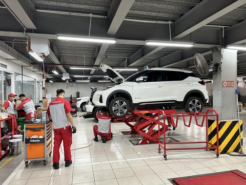 Chủ xe Nissan Kicks đánh giá: Mô-men xoắn tức thì cực cao và không có độ lỳ trễ như xe xăng - Ảnh 4. Chủ xe Nissan Kicks đánh giá: Mô-men xoắn tức thì cực cao và không có độ lỳ trễ như xe xăng - Ảnh 4.