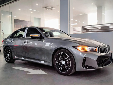 BMW 3-Series bản full gần 1,9 tỉ: Có trang bị lần đầu xuất hiện, vẫn thua C-Class - Ảnh 2. BMW 3-Series bản full gần 1,9 tỉ: Có trang bị lần đầu xuất hiện, vẫn thua C-Class - Ảnh 2.