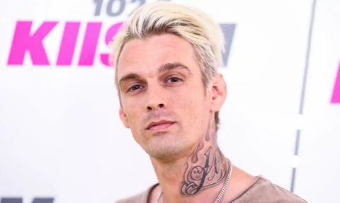 Aaron Carter chết do thuốc an thần và khí gas từ bình xịt tẩy rửa - Ảnh 1. Aaron Carter chết do thuốc an thần và khí gas từ bình xịt tẩy rửa - Ảnh 1.