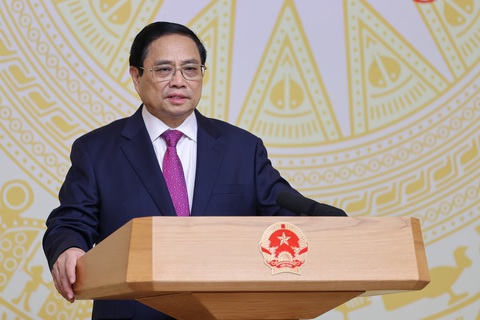 Thủ tướng chỉ rõ một bộ phận cán bộ sợ trách nhiệm, yêu cầu khắc phục ngay - Ảnh 4. Thủ tướng chỉ rõ một bộ phận cán bộ sợ trách nhiệm, yêu cầu khắc phục ngay - Ảnh 4.