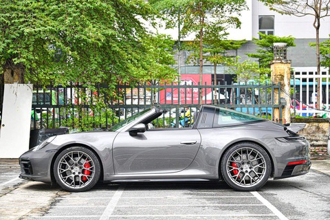 Tôi tiếc vì chi 12 tỉ đồng mua Porsche 911 Targa 4S - Ảnh 1. Tôi tiếc vì chi 12 tỉ đồng mua Porsche 911 Targa 4S - Ảnh 1.
