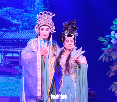 Sau tang cha, Võ Minh Lâm vào vai nặng ký Địch Thanh - Ảnh 2. Sau tang cha, Võ Minh Lâm vào vai nặng ký Địch Thanh - Ảnh 2.
