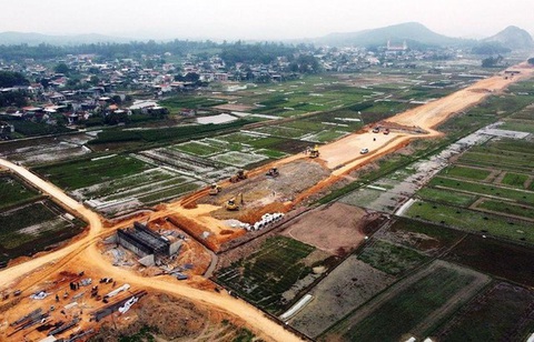 Tin tức sáng 3-4: Lãi suất tiền gửi kỳ hạn ngắn giảm 0,5% từ hôm nay - Ảnh 3. Tin tức sáng 3-4: Lãi suất tiền gửi kỳ hạn ngắn giảm 0,5% từ hôm nay - Ảnh 3.