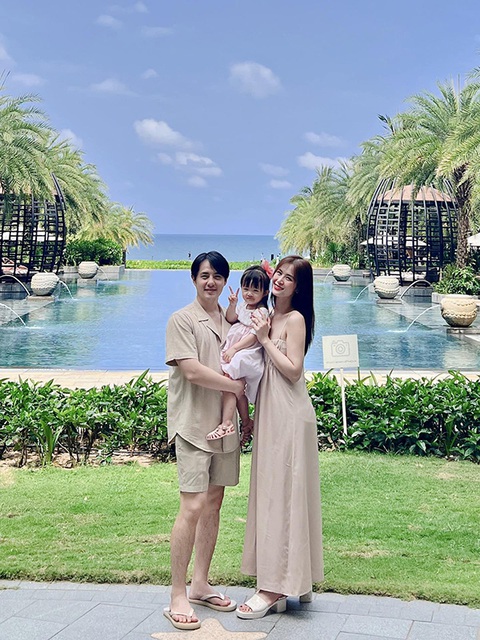 Ảnh vui sao Việt 2-4: Con gái lí lắc bên Đông Nhi - Ông Cao Thắng - Ảnh 1. Ảnh vui sao Việt 2-4: Con gái lí lắc bên Đông Nhi - Ông Cao Thắng - Ảnh 1.