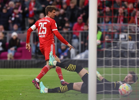 Tuchel ra mắt hoàn hảo với Bayern, hạ đẹp Dortmund - Ảnh 3. Tuchel ra mắt hoàn hảo với Bayern, hạ đẹp Dortmund - Ảnh 3.