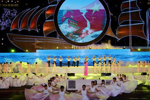 Festival biển Nha Trang trở lại với 60 sự kiện hấp dẫn - Ảnh 1. Festival biển Nha Trang trở lại với 60 sự kiện hấp dẫn - Ảnh 1.