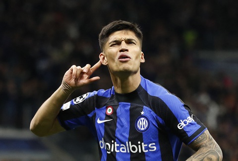 Inter Milan vào bán kết Champions League sau 13 năm - Ảnh 1. Inter Milan vào bán kết Champions League sau 13 năm - Ảnh 1.