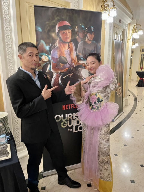 Quinn Trúc Trần nổi bật trong ngày hội ngộ dàn diễn viên A Tourists Guide To Love - Ảnh 5. Quinn Trúc Trần nổi bật trong ngày hội ngộ dàn diễn viên A Tourists Guide To Love - Ảnh 5.