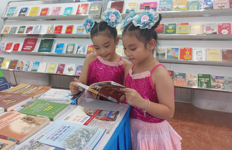 Khai mạc Hội sách TP Cần Thơ lần thứ tư - Ảnh 2. Khai mạc Hội sách TP Cần Thơ lần thứ tư - Ảnh 2.