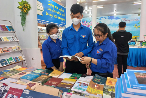 Khai mạc Hội sách TP Cần Thơ lần thứ tư - Ảnh 1. Khai mạc Hội sách TP Cần Thơ lần thứ tư - Ảnh 1.