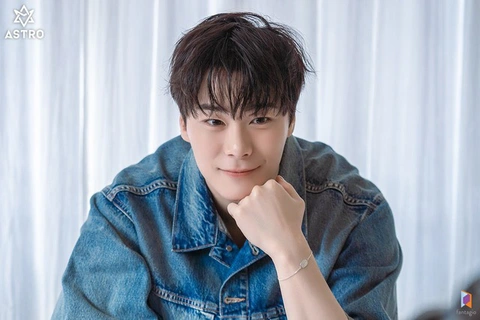 Moonbin: ‘Thật buồn và đáng tiếc khi phải tự kết thúc đời mình - Ảnh 6. Moonbin: ‘Thật buồn và đáng tiếc khi phải tự kết thúc đời mình - Ảnh 6.