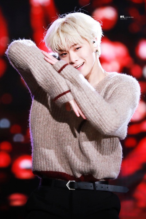 Moonbin: ‘Thật buồn và đáng tiếc khi phải tự kết thúc đời mình - Ảnh 8. Moonbin: ‘Thật buồn và đáng tiếc khi phải tự kết thúc đời mình - Ảnh 8.