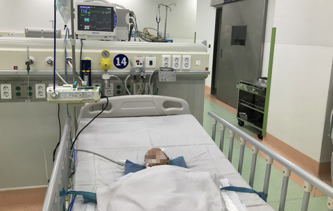 Liên tiếp trẻ bị sốc sốt xuất huyết nặng, có ca thể não - Ảnh 1. Liên tiếp trẻ bị sốc sốt xuất huyết nặng, có ca thể não - Ảnh 1.