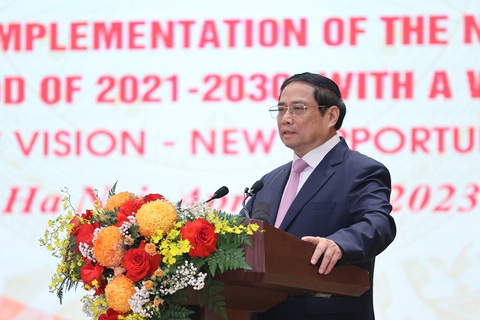 Chính phủ đặt mục tiêu GDP tăng 7%/năm, thu nhập người dân đạt 7.500 USD vào năm 2030 - Ảnh 1. Chính phủ đặt mục tiêu GDP tăng 7%/năm, thu nhập người dân đạt 7.500 USD vào năm 2030 - Ảnh 1.