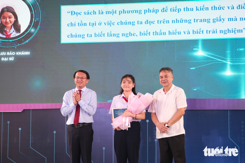 Học sinh lớp 8 làm đại sứ văn hóa đọc - Ảnh 1. Học sinh lớp 8 làm đại sứ văn hóa đọc - Ảnh 1.