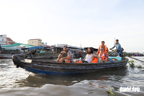 Cần Thơ yêu cầu đánh giá tác động của bờ kè với chợ nổi Cái Răng - Ảnh 2. Cần Thơ yêu cầu đánh giá tác động của bờ kè với chợ nổi Cái Răng - Ảnh 2.