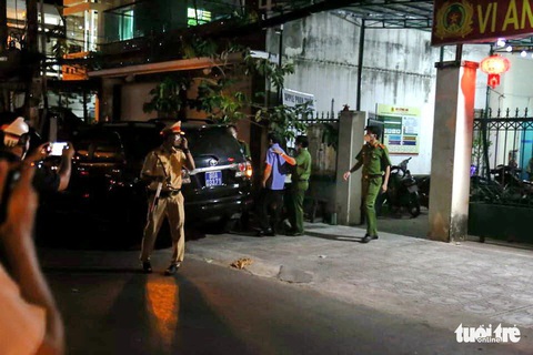 Tòa Hà Nội xét xử vụ án cựu chủ tịch Bình Thuận Nguyễn Ngọc Hai và nhiều nguyên lãnh đạo tỉnh - Ảnh 2. Tòa Hà Nội xét xử vụ án cựu chủ tịch Bình Thuận Nguyễn Ngọc Hai và nhiều nguyên lãnh đạo tỉnh - Ảnh 2.