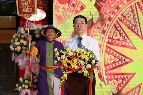 Tạo môi trường thuận lợi để mọi người viết và đọc sách - Ảnh 2. Tạo môi trường thuận lợi để mọi người viết và đọc sách - Ảnh 2.