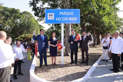 Cuba đổi tên công viên Hòa Bình thành công viên Hồ Chí Minh - Ảnh 3. Cuba đổi tên công viên Hòa Bình thành công viên Hồ Chí Minh - Ảnh 3.