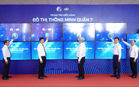 Quận 7 có trung tâm điều hành đô thị thông minh - Ảnh 1. Quận 7 có trung tâm điều hành đô thị thông minh - Ảnh 1.