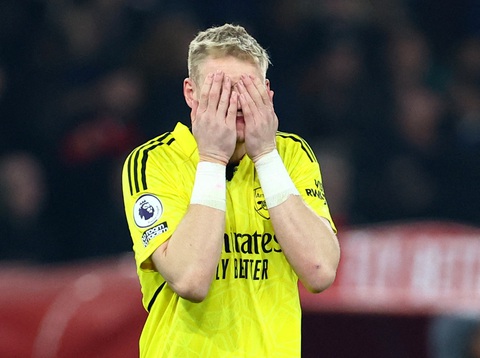 Hòa Southampton, Arsenal đầu hàng trong cuộc đua vô địch! - Ảnh 1. Hòa Southampton, Arsenal đầu hàng trong cuộc đua vô địch! - Ảnh 1.