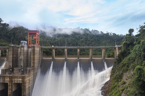 Đạt Phương, doanh thu 2023 dự kiến đạt gần 3.500 tỷ đồng - Ảnh 3. Doanh thu từ lĩnh vực năng lượng được Đạt Phương đặt kỳ vọng cao trong năm 2023. Trong ảnh là một nhà máy thuỷ điện do Đạt Phương đầu tư tại miền Trung