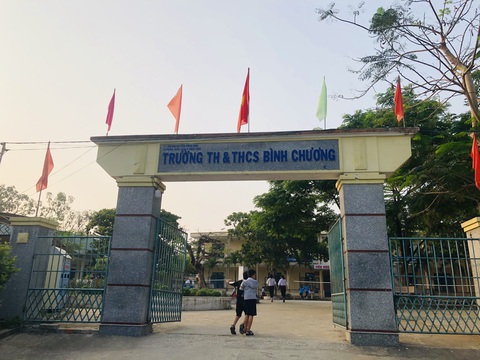 Con gái tố cha là hiệu trưởng đánh vợ - Ảnh 1. Con gái tố cha là hiệu trưởng đánh vợ - Ảnh 1.
