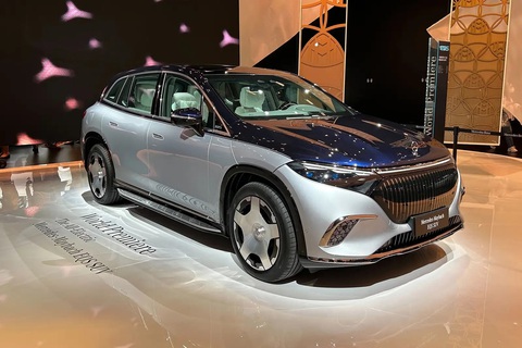 Những xe ngầu nhất Triển lãm ô tô Thượng Hải 2023: Mất bánh vẫn chạy, sạc siêu tốc, trợ lý robot - Ảnh 6. Những xe ngầu nhất Triển lãm ô tô Thượng Hải 2023: Mất bánh vẫn chạy, sạc siêu tốc, trợ lý robot - Ảnh 6.